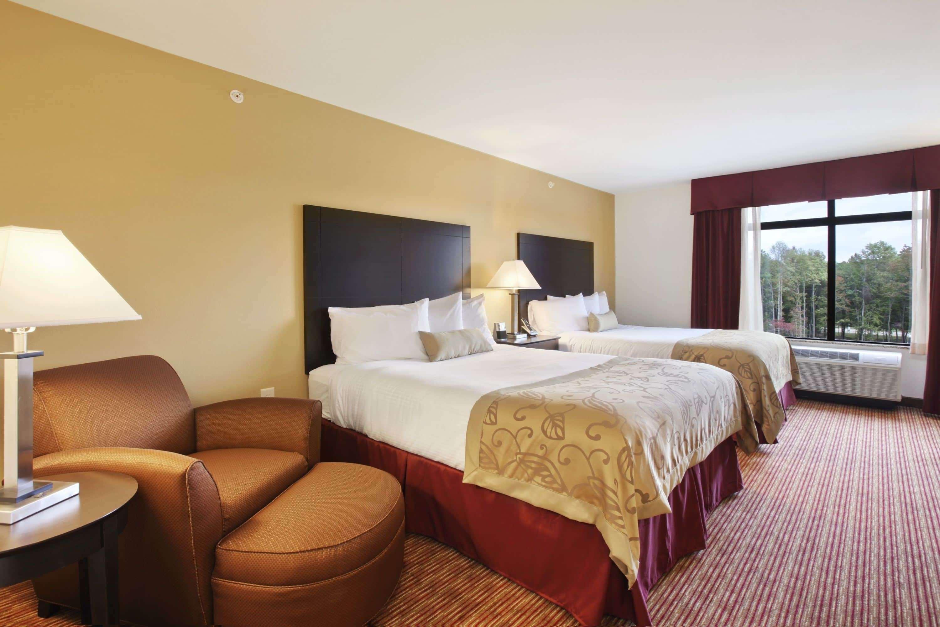 Wingate By Wyndham State Arena Raleigh/Cary Hotel מראה חיצוני תמונה