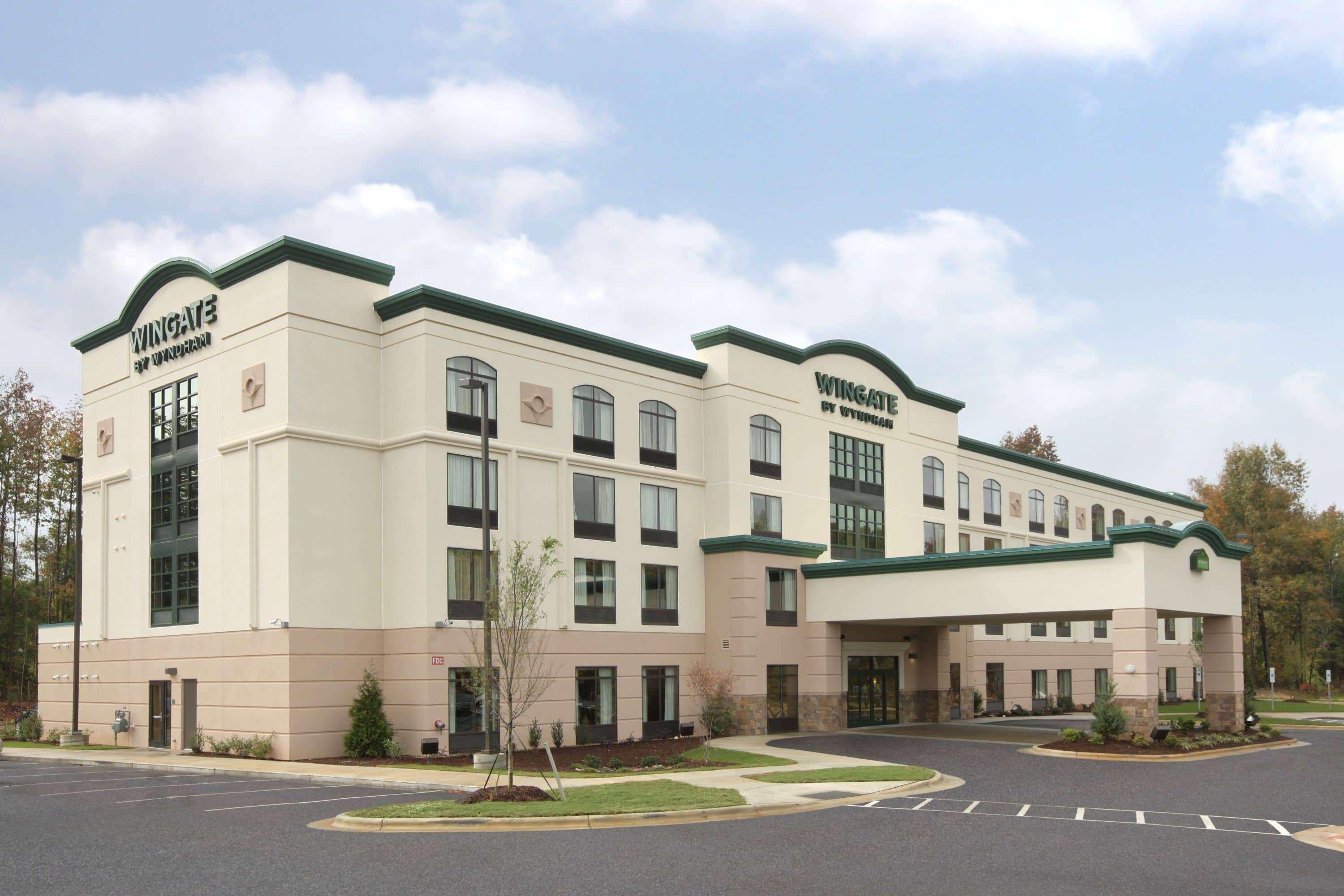 Wingate By Wyndham State Arena Raleigh/Cary Hotel מראה חיצוני תמונה