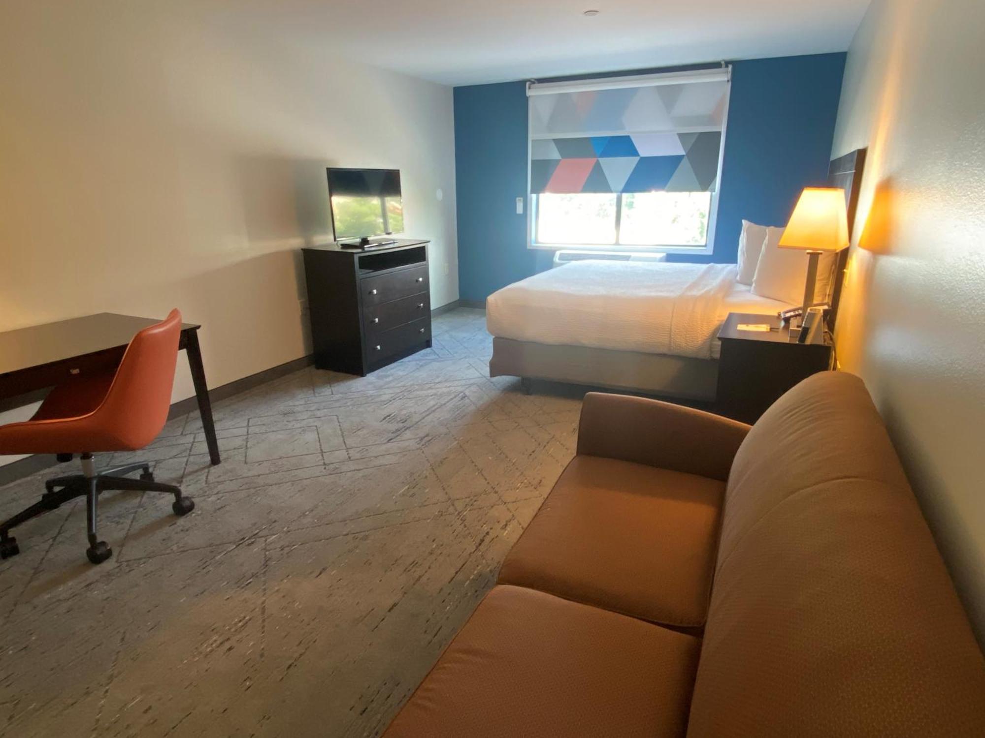 Wingate By Wyndham State Arena Raleigh/Cary Hotel מראה חיצוני תמונה