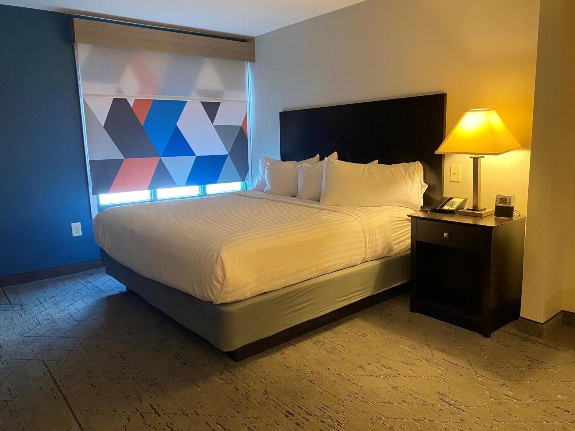 Wingate By Wyndham State Arena Raleigh/Cary Hotel מראה חיצוני תמונה