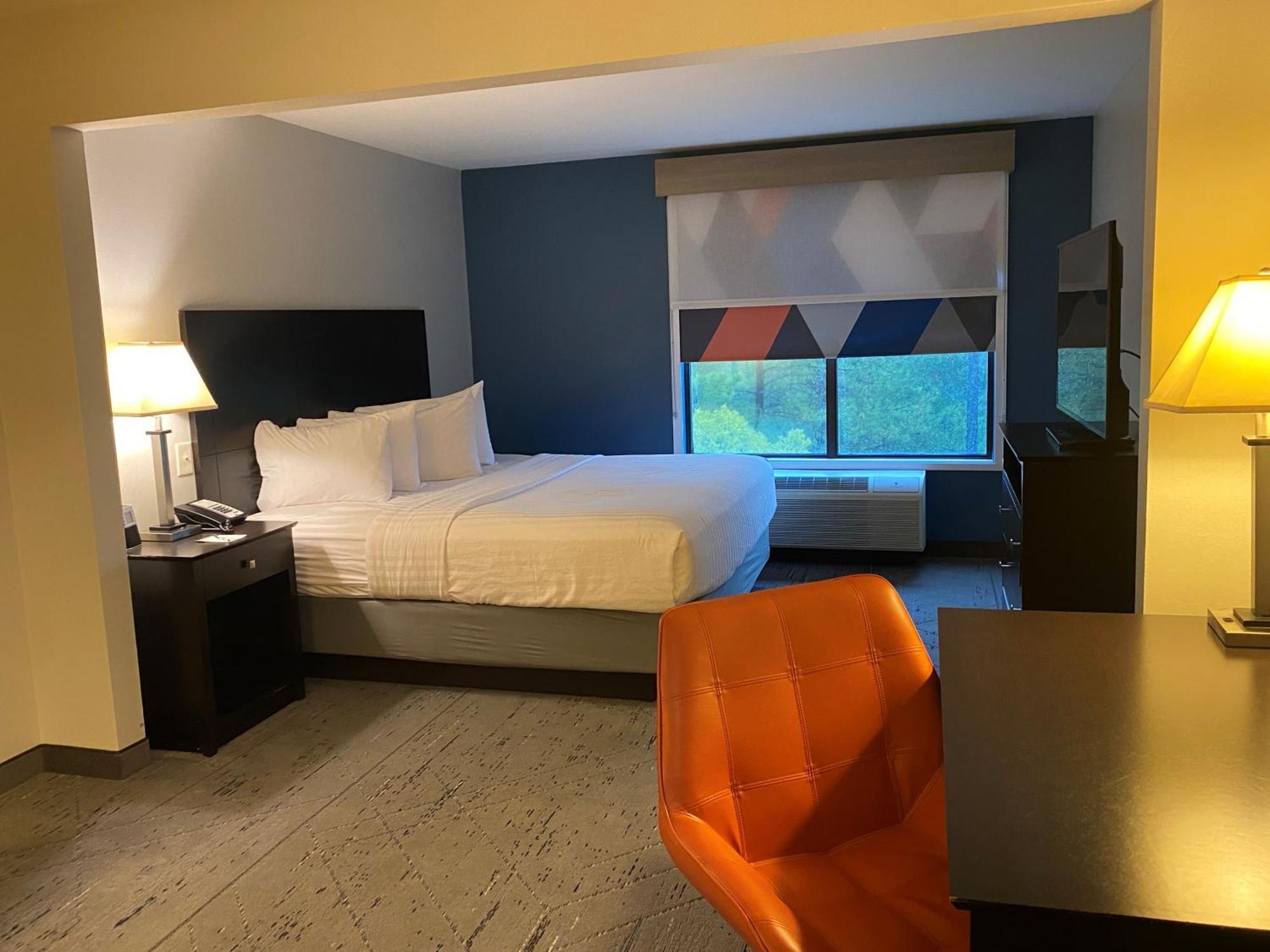 Wingate By Wyndham State Arena Raleigh/Cary Hotel מראה חיצוני תמונה