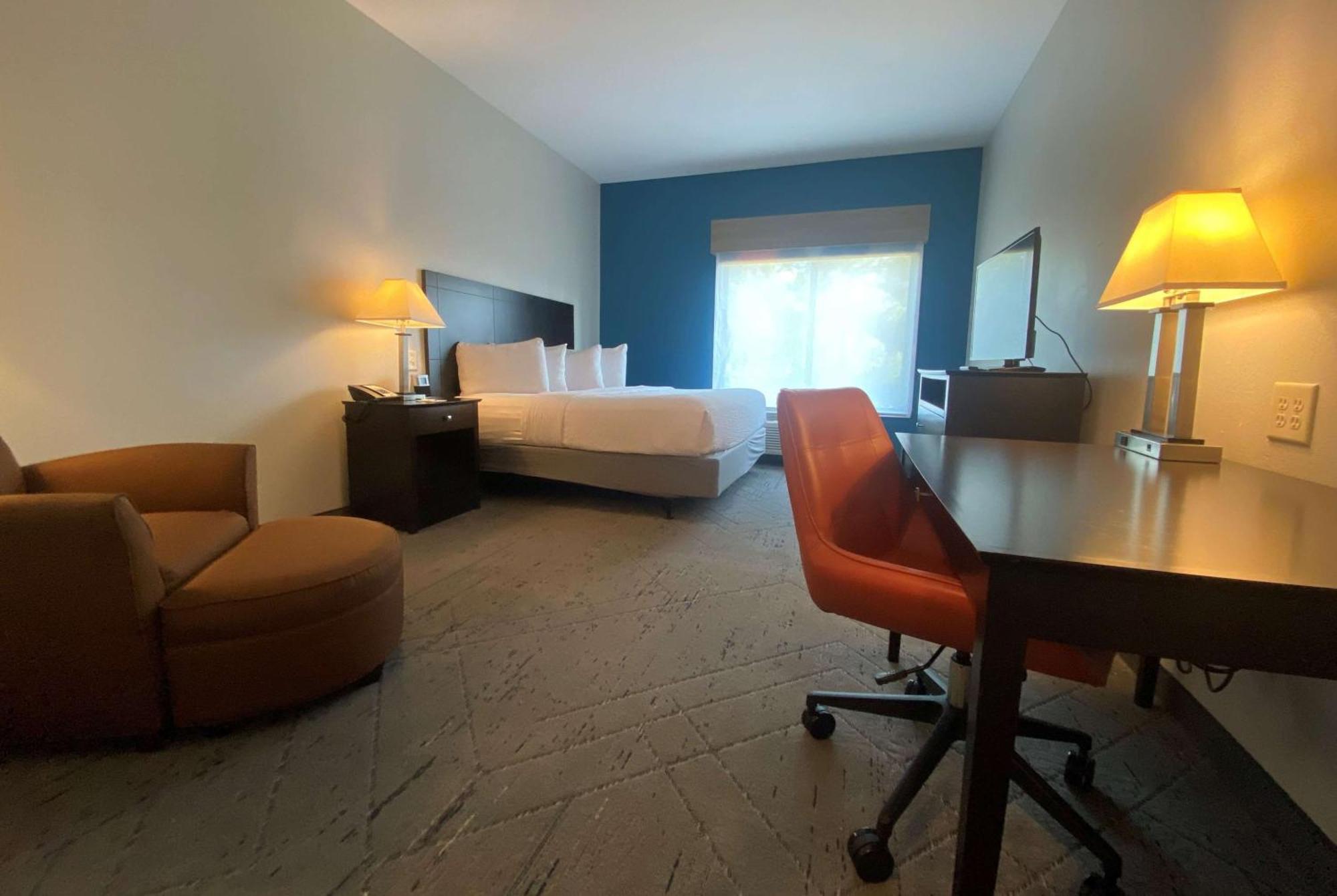 Wingate By Wyndham State Arena Raleigh/Cary Hotel מראה חיצוני תמונה
